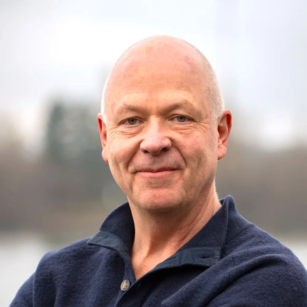 Prof. Dr. Frank Petrak